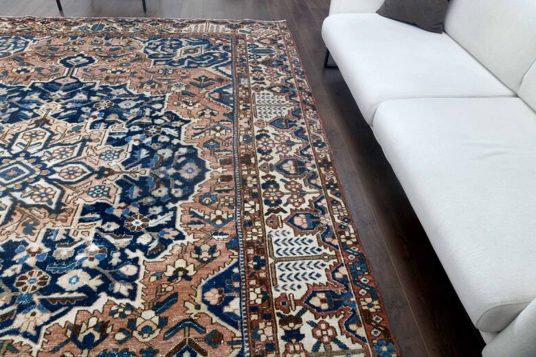 Medallion Persian Handmade Area Rug