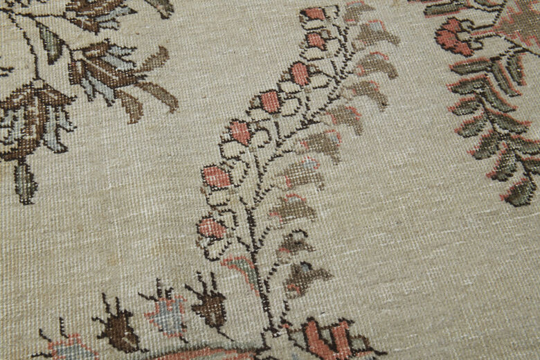 Handmade Beige Area Rug