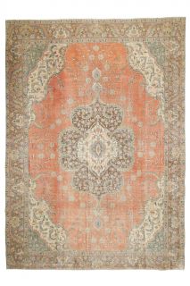 Vintage Oversized Area Rug - Thumbnail