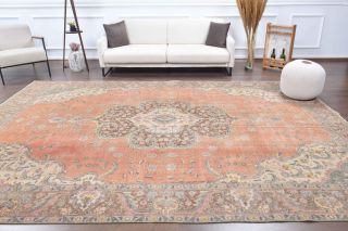 Vintage Oversized Area Rug - Thumbnail