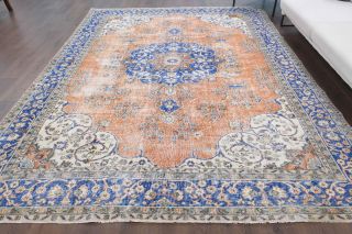 Vintage Oversized Area Rug - Thumbnail