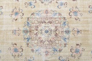 Vintage Oversized Area Rug - Thumbnail