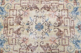 Vintage Oversized Area Rug - Thumbnail