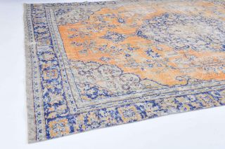 Vintage Oversized Area Rug - Thumbnail