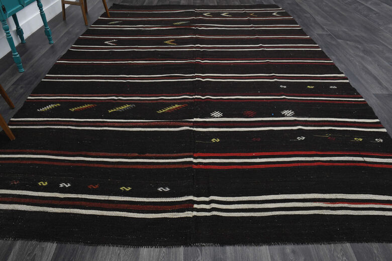 Oversized Kilim Rugs