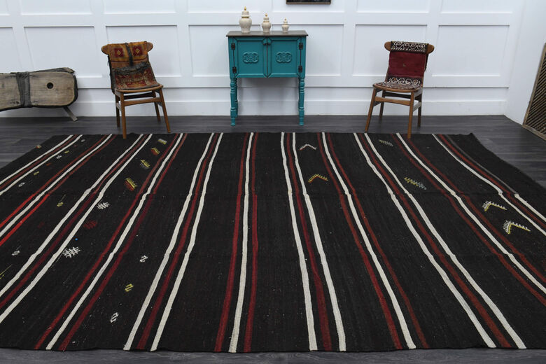 Oversized Kilim Rugs