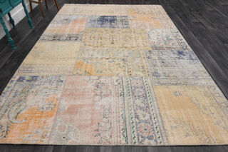 Vintage Multi Color Area Rug - Thumbnail