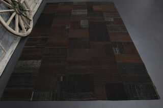 Vintage Dark Rug - Thumbnail