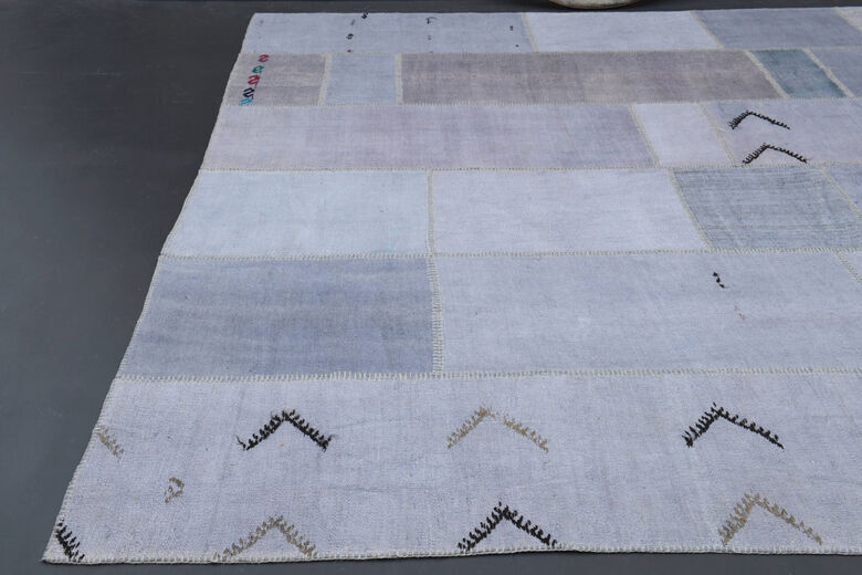 Vintage Square Area Rug