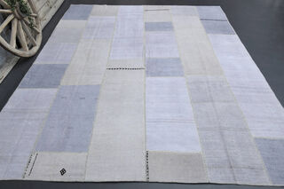 Vintage Oversized Area Rug - Thumbnail