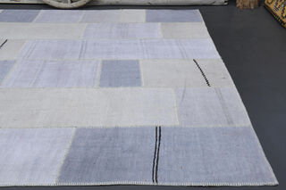 Vintage Oversized Area Rug - Thumbnail