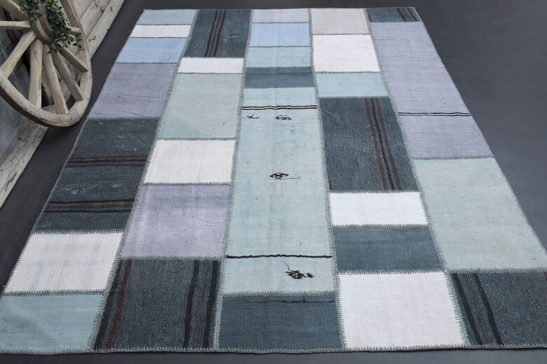 Shades of Blue - Large Patchwork Rug