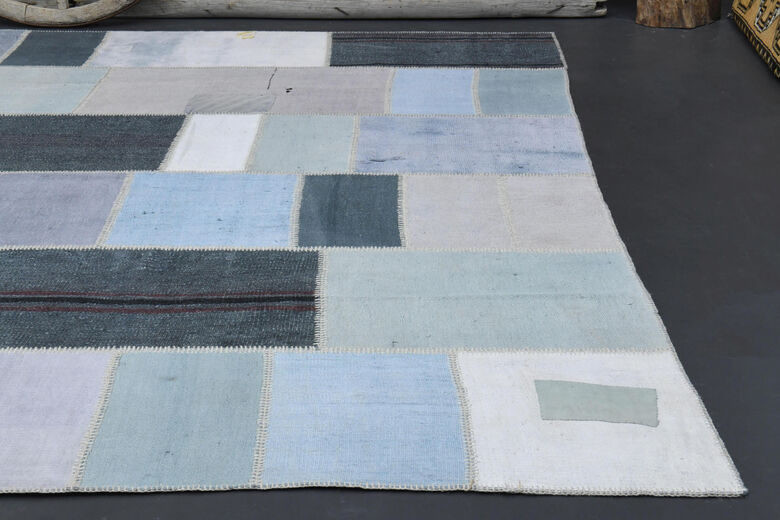 Shades of Blue - Oversized Patchwork Rug