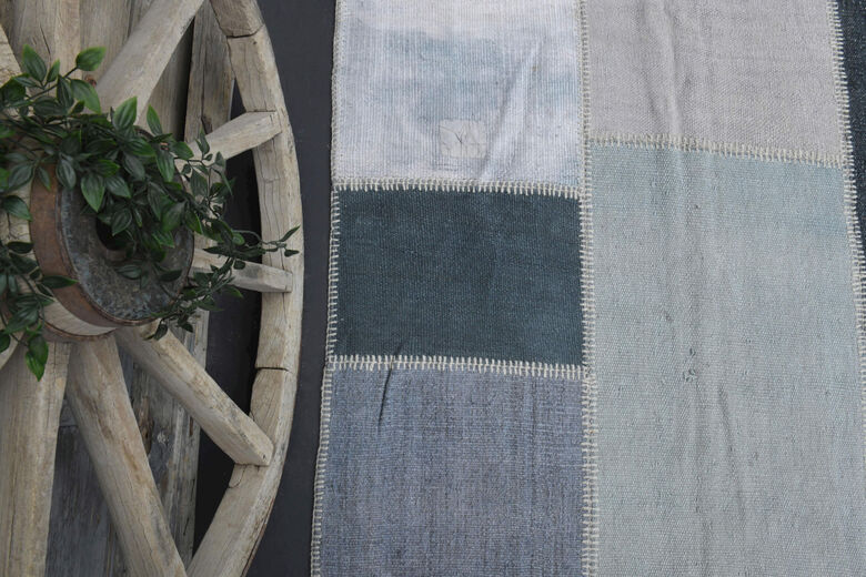 Shades of Blue - Oversized Patchwork Rug