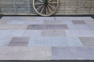 Vintage Oversize Area Rug - Thumbnail