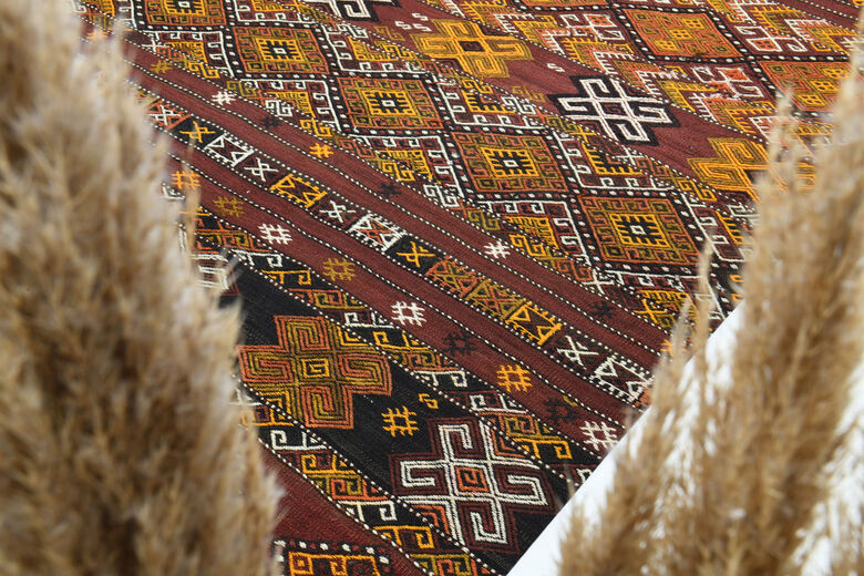 Vintage Area Kilim Rug