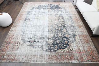 Vintage Oversized Area Rug - Thumbnail