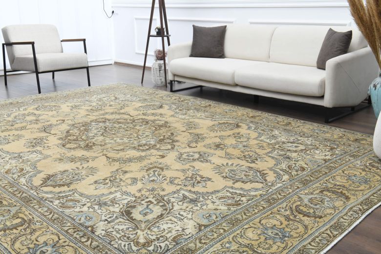 Heriz Persian Carpet - Vintage Oversized Rug