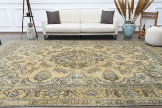 Heriz Persian Carpet - Vintage Oversized Rug - Thumbnail