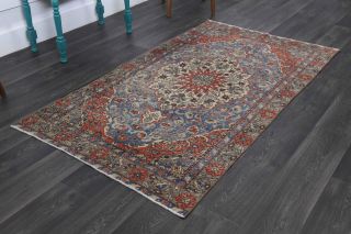 Persian Small Area Rug - 1960s - - Thumbnail