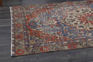 Persian Small Area Rug - 1960s - - Thumbnail