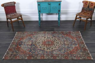 Persian Small Area Rug - 1960s - - Thumbnail