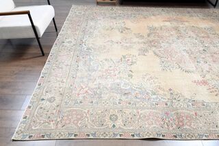 Vintage Persian Handmade Wool Rug - Thumbnail