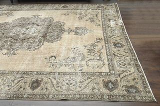 Unique Woven Vintage Persian Area Rug - Thumbnail