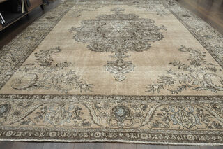 Unique Woven Vintage Persian Area Rug - Thumbnail