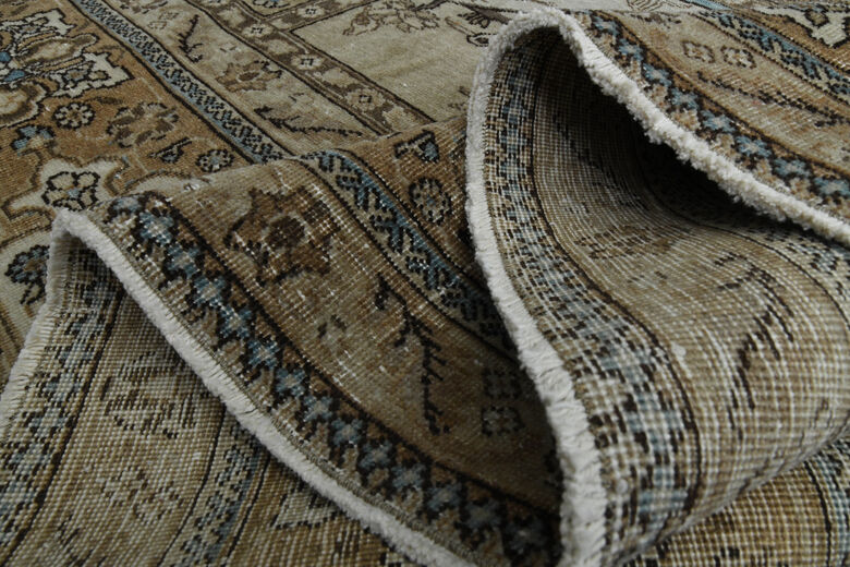 Animal Print Handmade Persian Area Rug