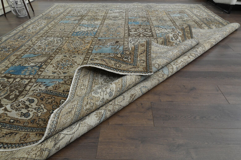 Animal Print Handmade Persian Area Rug