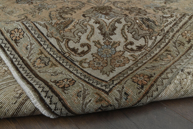 Handwoven Vintage Persian Rug