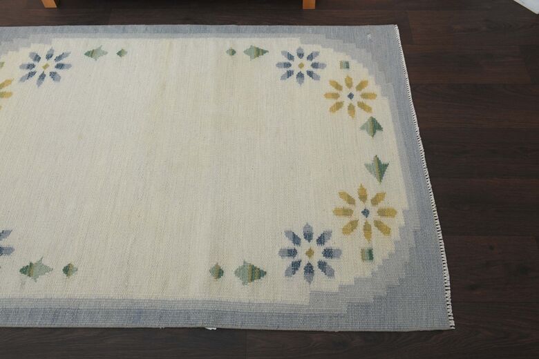 Blue Beige Vintage Area Rug