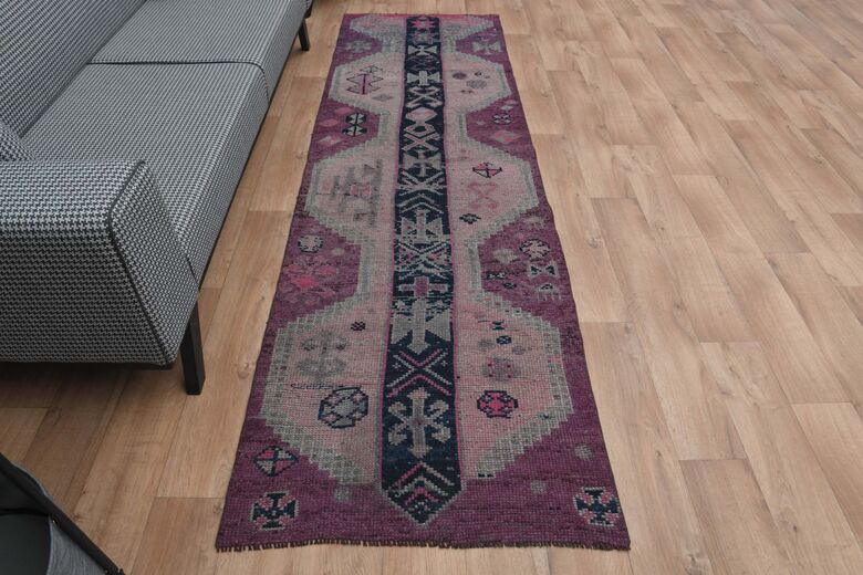 Purple Black Vintage Runner