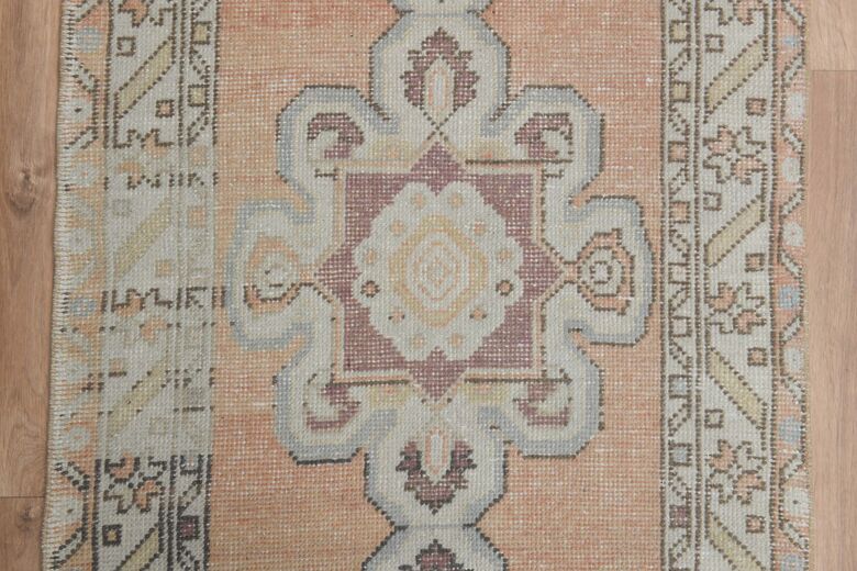 3x9 Orange Beige Vintage Runner