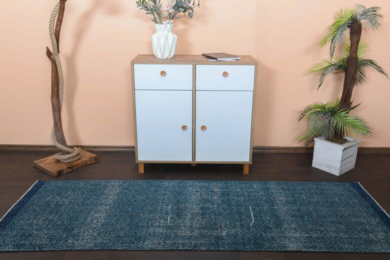 Blue White Vintage Runner