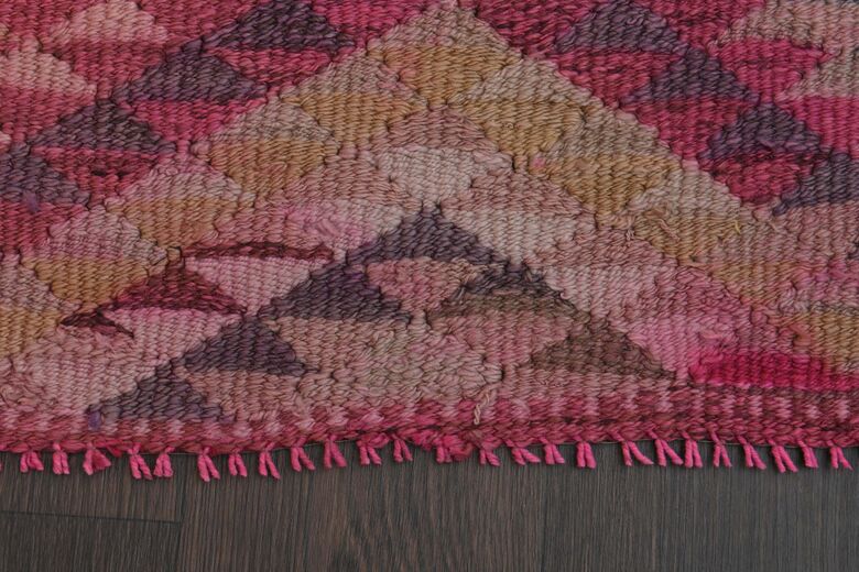 Triangles - Hand-Knotted Runner