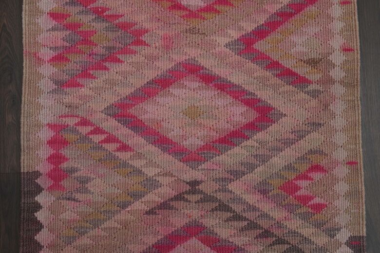 Triangles - Hand-Knotted Runner