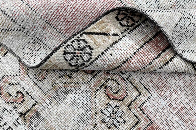 3x10, Faded Red Vintage Anatolian Runner