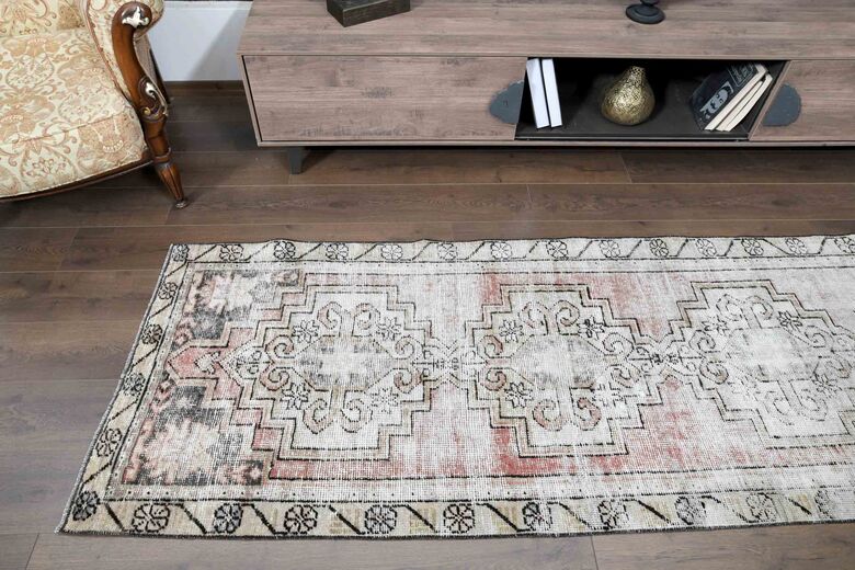 3x10, Faded Red Vintage Anatolian Runner