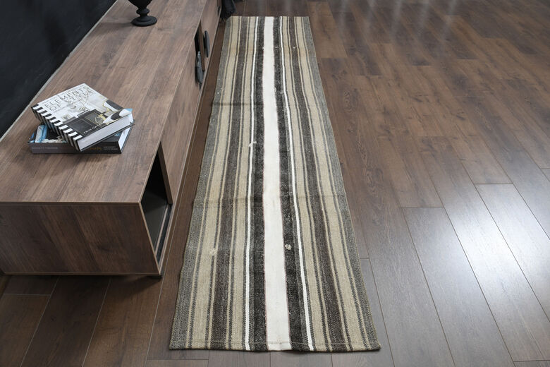 2x9, Boho Decor Turkish Kilim Runner