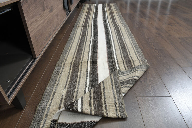 2x9, Boho Decor Turkish Kilim Runner