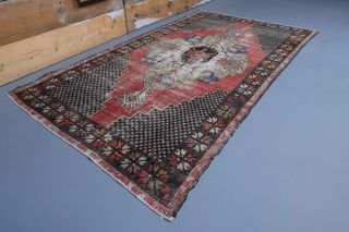 Vintage Area Rug - Thumbnail