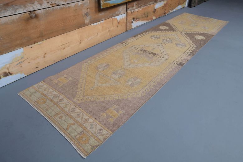 Vintage Runner Rug - 27059