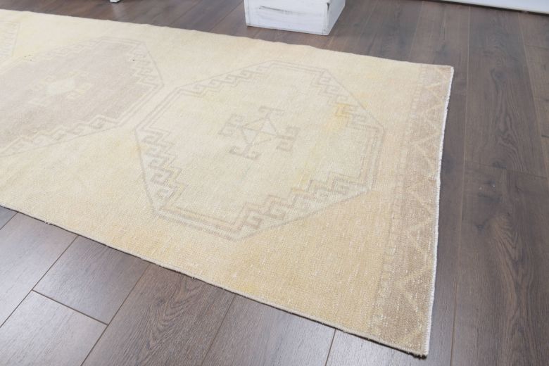 Vintage Runner Rug - 29406