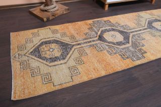 Vintage Runner Rug - Thumbnail