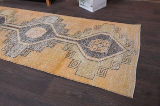 Vintage Runner Rug - Thumbnail