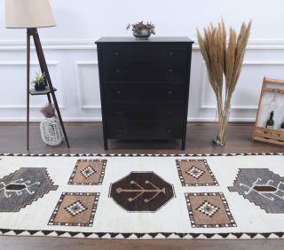 White Vintage Runner Rug - Thumbnail