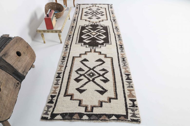 Iconic Pattern - Vintage Runner Rug