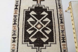 Iconic Pattern - Vintage Runner Rug - Thumbnail